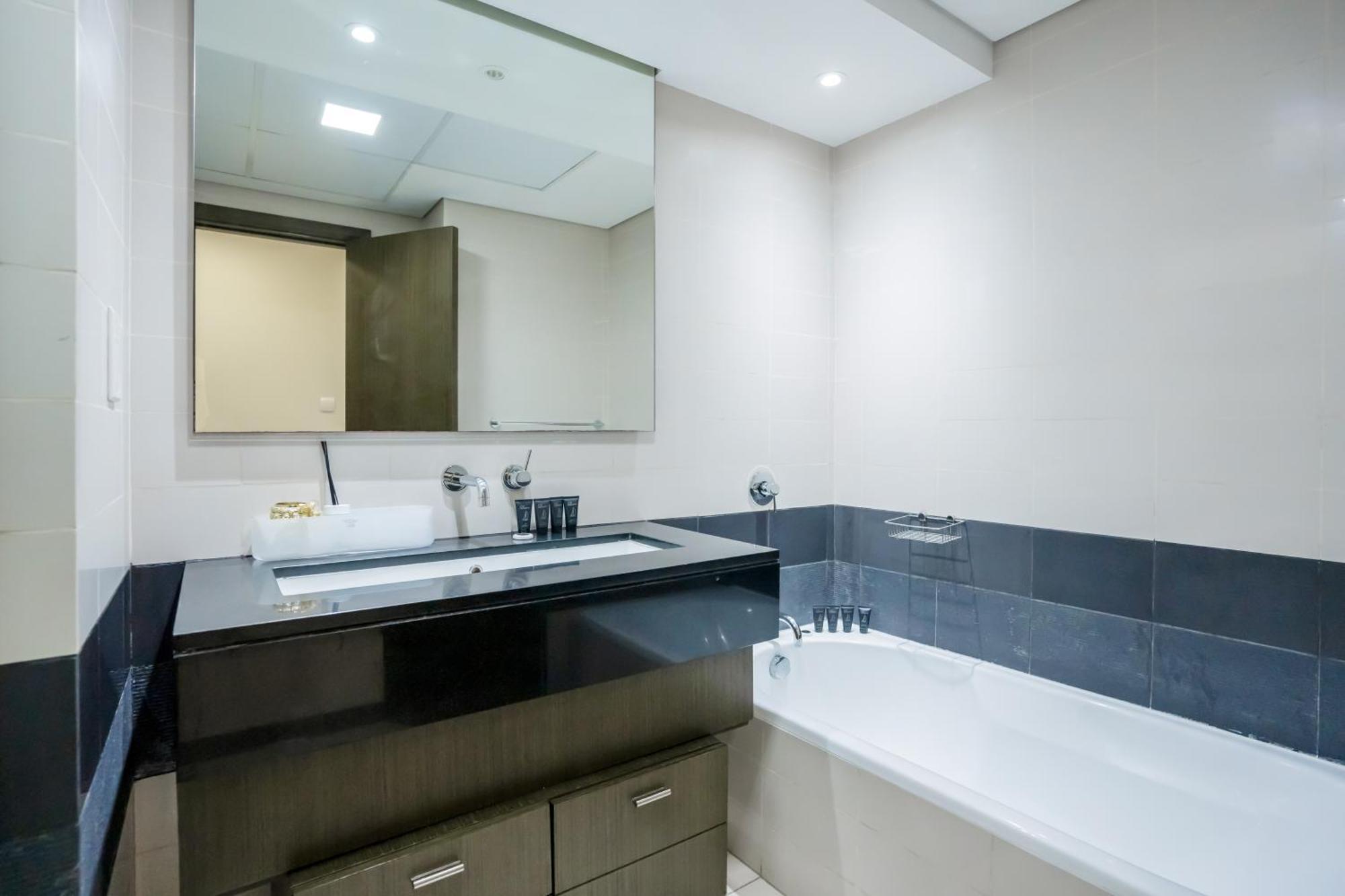 فيلا Vacay Lettings - Loft Downtown دبي المظهر الخارجي الصورة